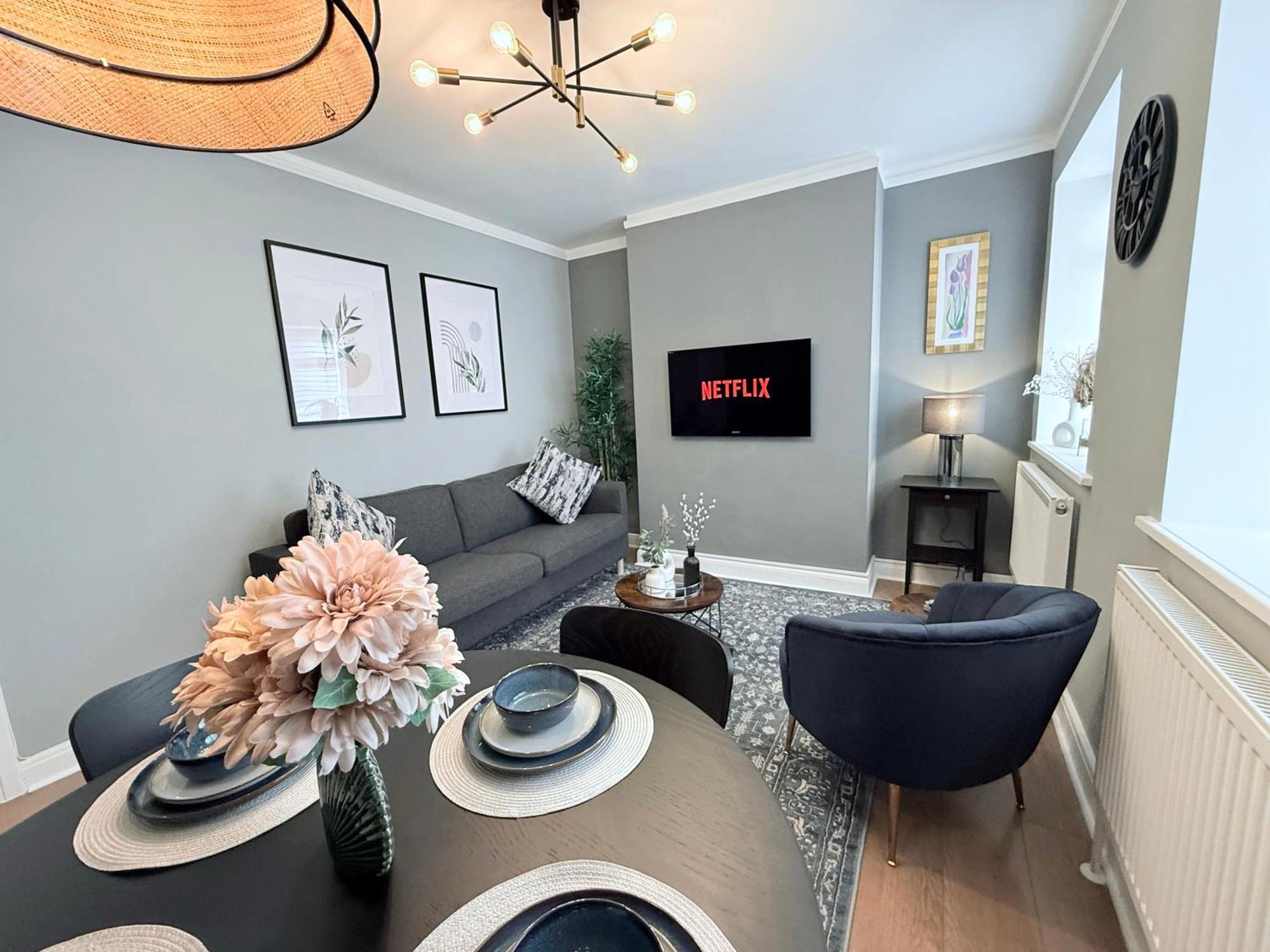 Staylondon - Sleeps 6 With Free Parking - Tourist, Concerts & Matches ภายนอก รูปภาพ